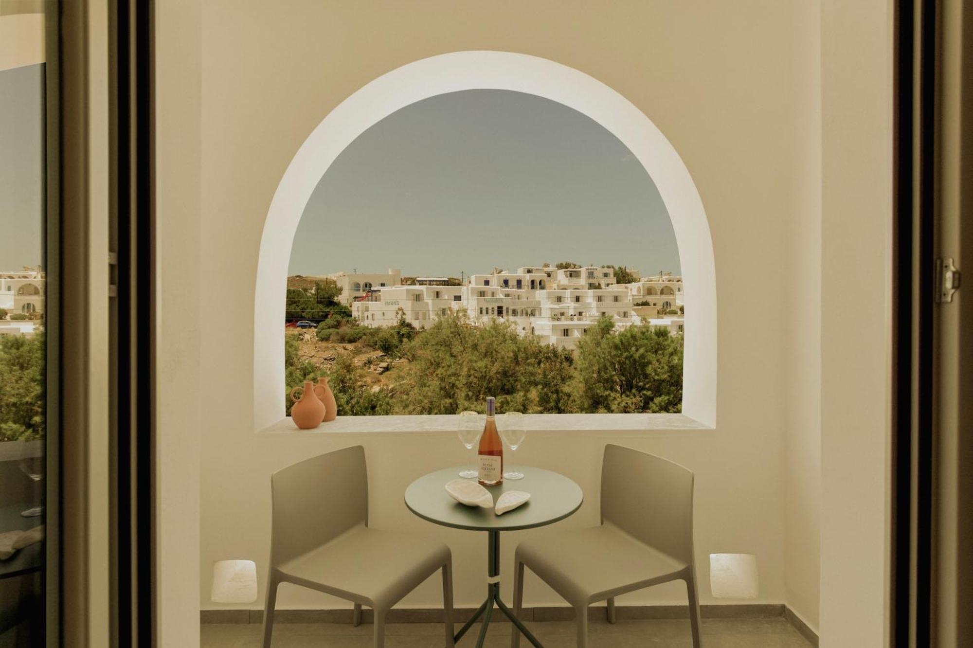 Opal Paros Hotell Náousa Exteriör bild
