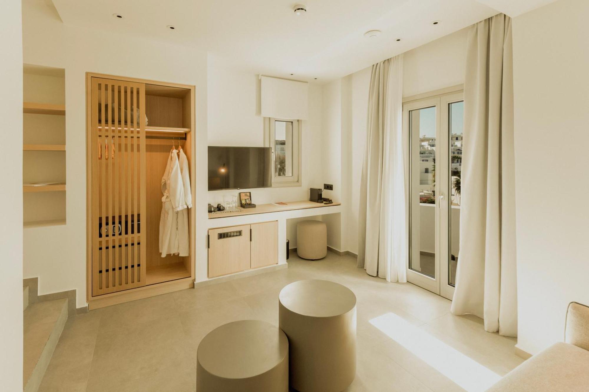 Opal Paros Hotell Náousa Exteriör bild